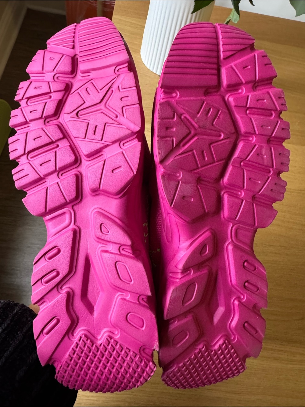Hot Pink Chunky Knit Sneakers Neon Green Detail Y2K Style - Picture 4 of 6